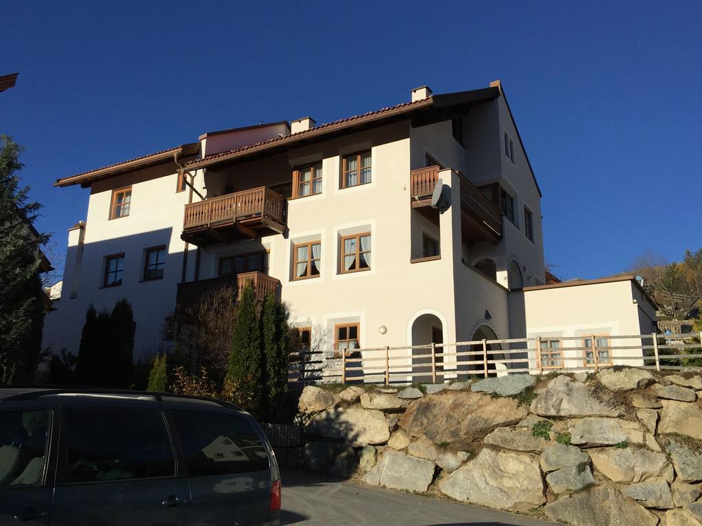 Haus Christina Lägenhet Fiss Exteriör bild